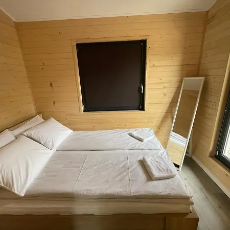 Reddoor Zator Lake Houses Екстер'єр фото